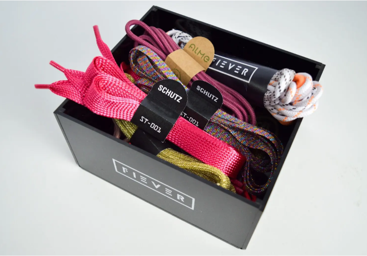 Rótulos, adesivos e etiquetas